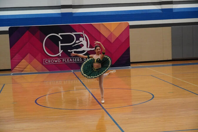 Lindsay Huynh performing her solo en pointe at the CPD South Houston Showcase. (February 2022)